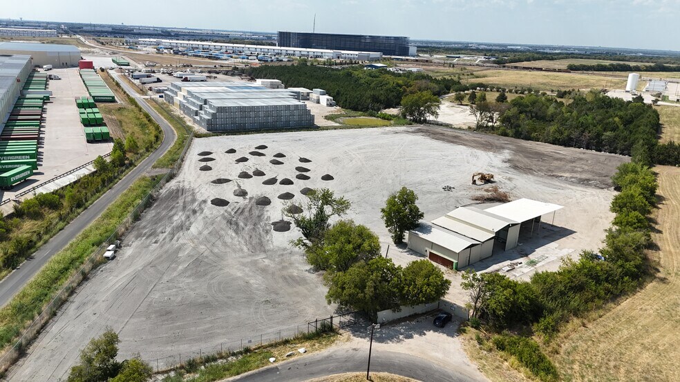 601, 867, 906 Talco Rd, Lancaster, TX à louer - Photo de l’immeuble – Image 2 sur 6