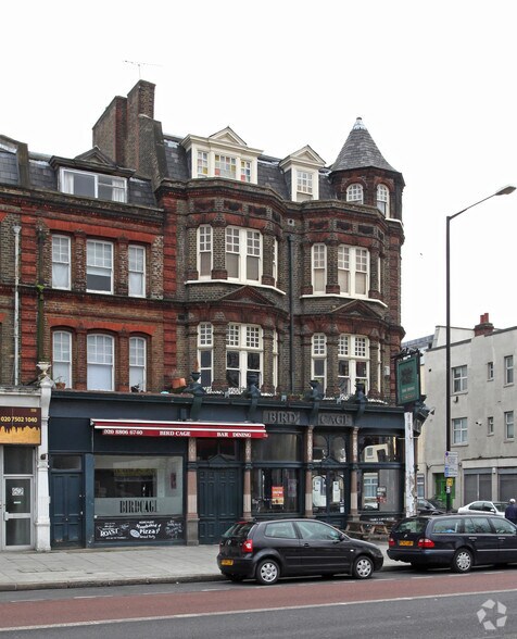 58 Stamford Hl, Londres à louer - Photo de l’immeuble – Image 3 sur 3