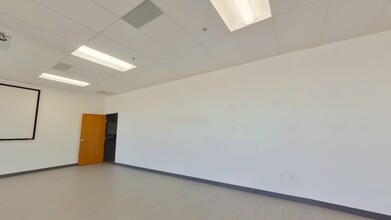 3000 Kellway Dr, Carrollton, TX à louer - Vidéo sur l’annonce professionnelle 