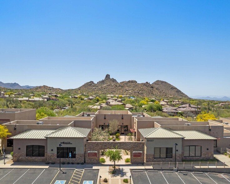10037 E Dynamite Blvd, Scottsdale, AZ à vendre - Photo principale – Image 1 sur 13