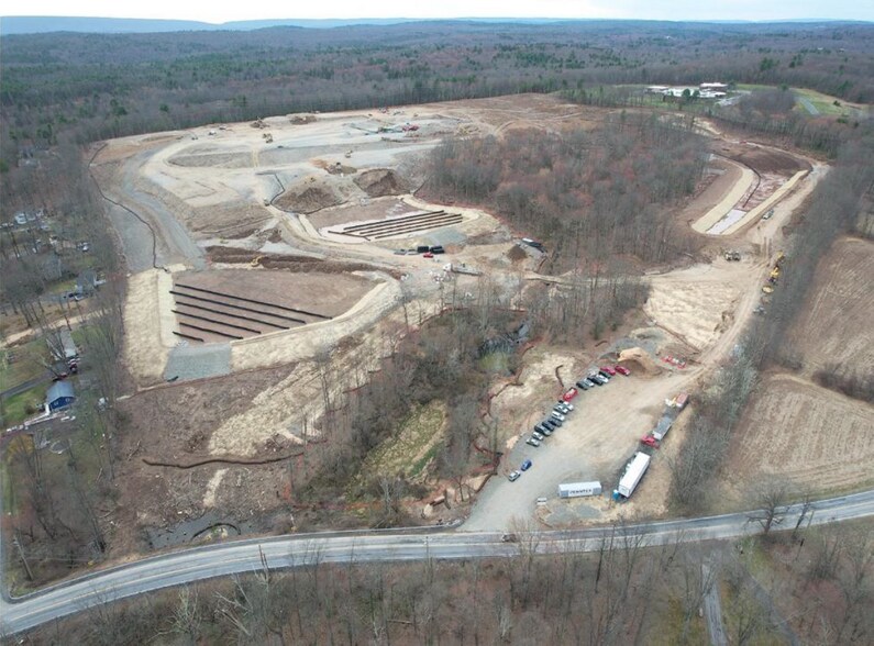 246 Warner rd, Tannersville, PA à louer - Photo de la construction – Image 3 sur 4
