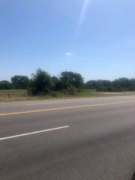 TBD Hwy 77, Lexington, TX à vendre - Photo de l’immeuble – Image 3 sur 4