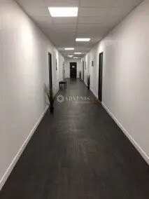 Bureau dans Trappes à vendre - Photo intérieure – Image 1 sur 4