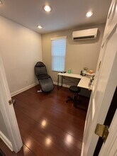 4014 78th St, Elmhurst, NY à vendre Photo de l’immeuble– Image 2 sur 10