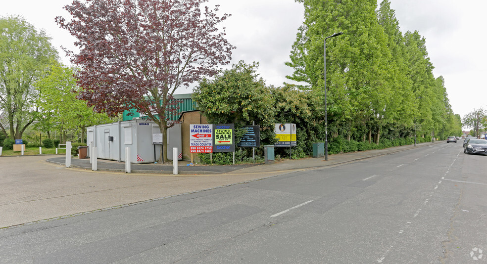 Park Ave, Southall à vendre - Photo de l’immeuble – Image 3 sur 3