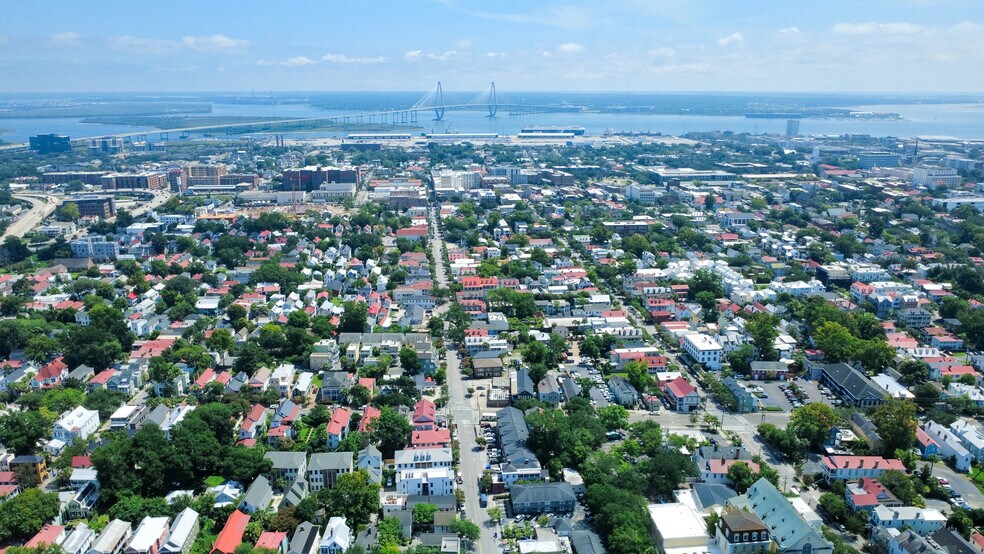 221 Rutledge Ave, Charleston, SC à vendre - Photo de l’immeuble – Image 3 sur 7