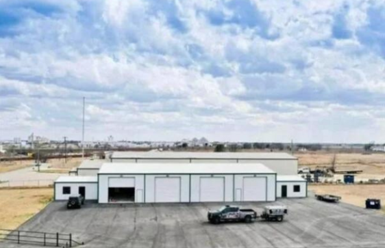 4017 Windmill Rd, Cleburne, TX à louer - Photo de l’immeuble – Image 2 sur 3