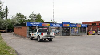 Plus de détails pour 13045 Yonge St, Richmond Hill, ON - Local commercial à vendre