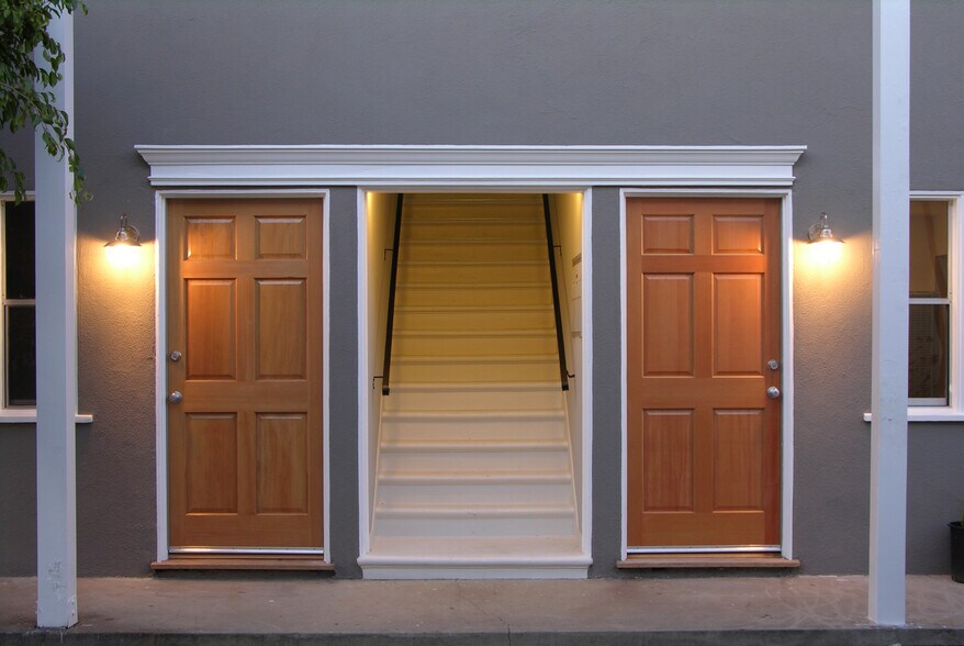 12304 Washington Pl, Los Angeles, CA à vendre - Photo de l’immeuble – Image 2 sur 10