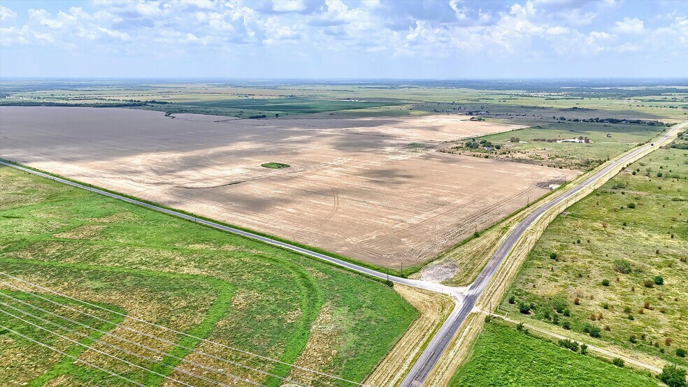 FM 902 & Wall Street, Howe, TX à vendre - Photo de l’immeuble – Image 2 sur 43