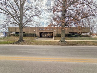 Plus de détails pour 123 W Highland St, Shawnee, OK - Bureau à louer