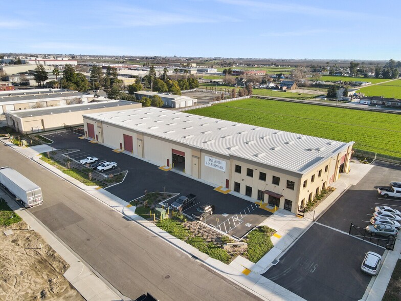 3280 Liberty Square Pky, Turlock, CA à louer - Photo de l’immeuble – Image 2 sur 19