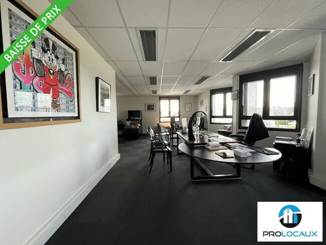 Plus de détails pour Bureau à louer
