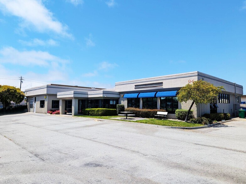 94 Hangar Way, Watsonville, CA à louer - Photo de l’immeuble – Image 2 sur 13