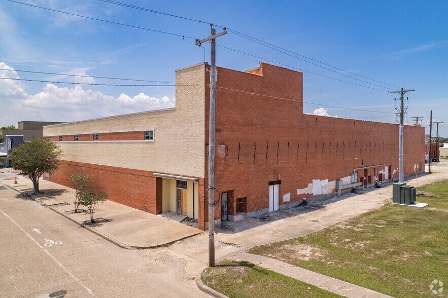 502 6th St N, Texas City, TX à louer - Photo de l’immeuble – Image 2 sur 46