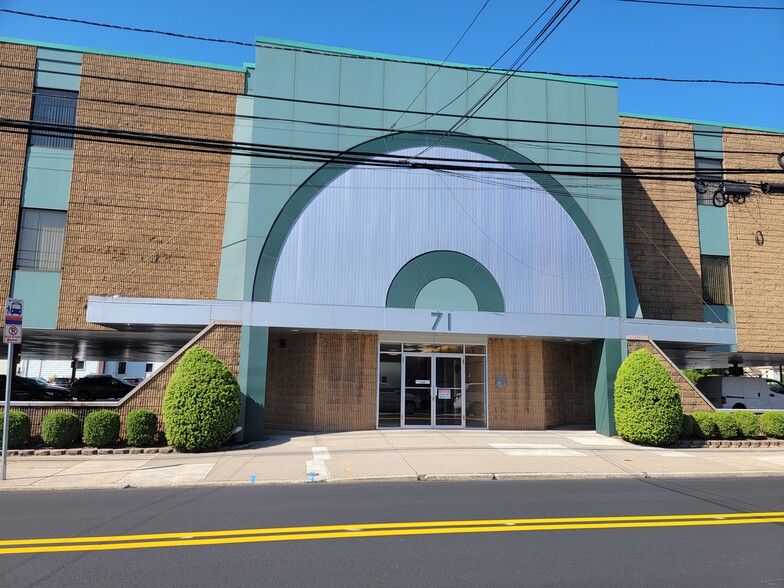 71 Union Ave, Rutherford, NJ à louer - Photo de l’immeuble – Image 1 sur 5