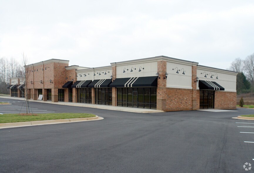 3651 Dawson Forest Rd, Dawsonville, GA à louer - Photo principale – Image 2 sur 3