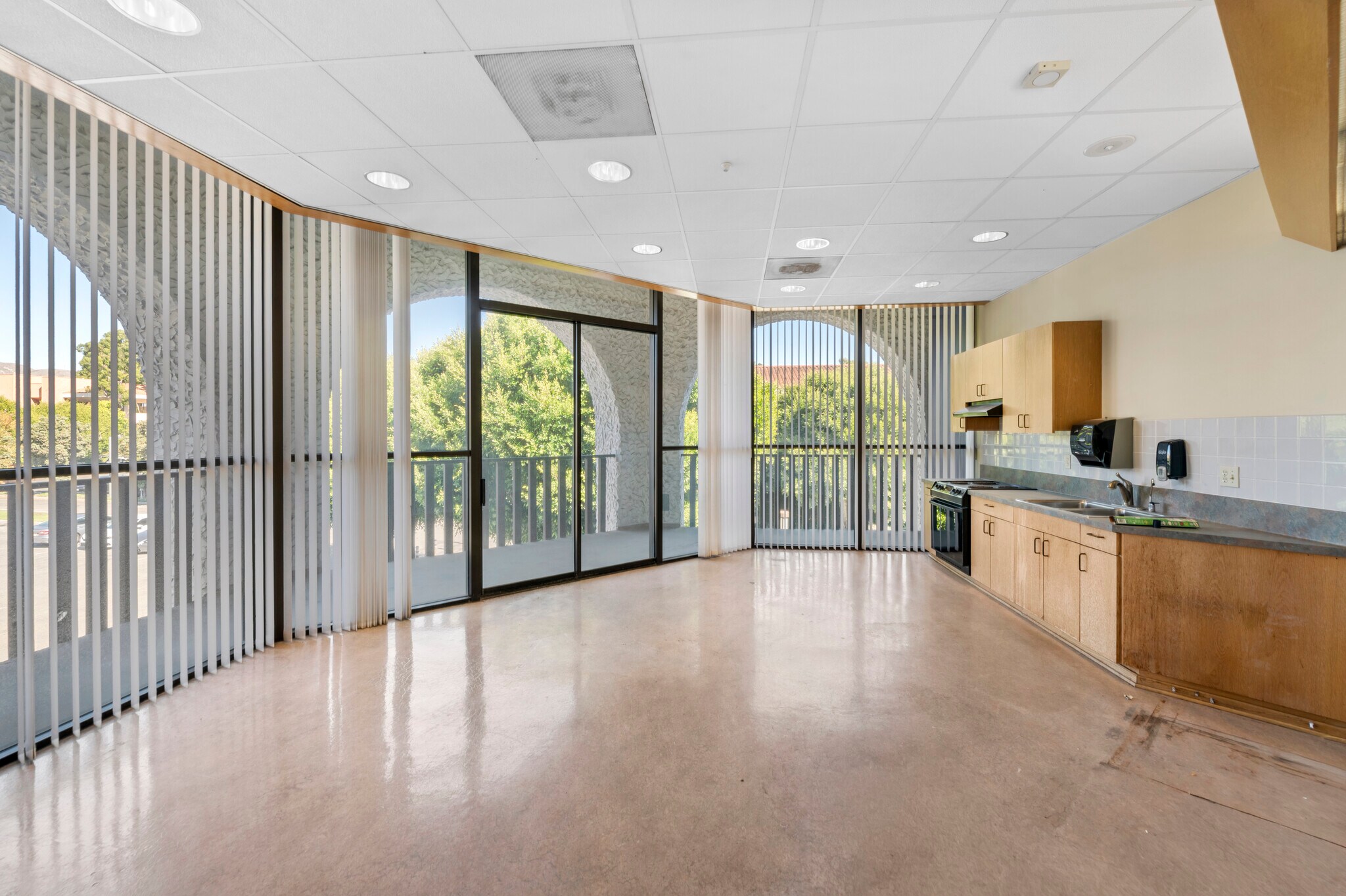 300 S Mills Rd, Ventura, CA à louer Photo intérieure– Image 1 sur 7