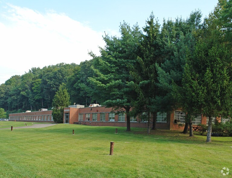 99 Wall St, Valhalla, NY à louer - Photo principale – Image 1 sur 12