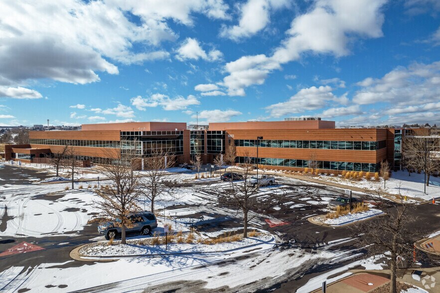 6803 S Tucson Way, Englewood, CO à vendre - Photo principale – Image 1 sur 12