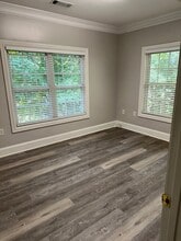 1290 Kennestone Cir, Marietta, GA à louer Photo intérieure– Image 2 sur 3