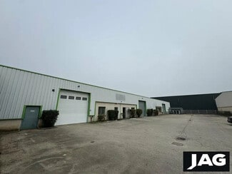 Plus de détails pour Local d'activités à louer