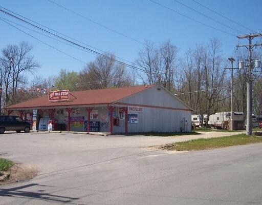 1671 Lansing Rd, Charlotte, MI à vendre - Photo de l’immeuble – Image 3 sur 10
