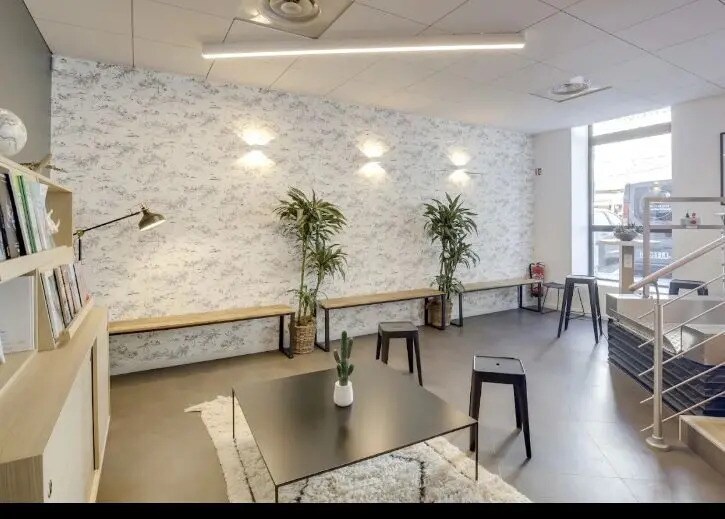 Bureau dans Lyon à louer - Photo de l’immeuble – Image 3 sur 7