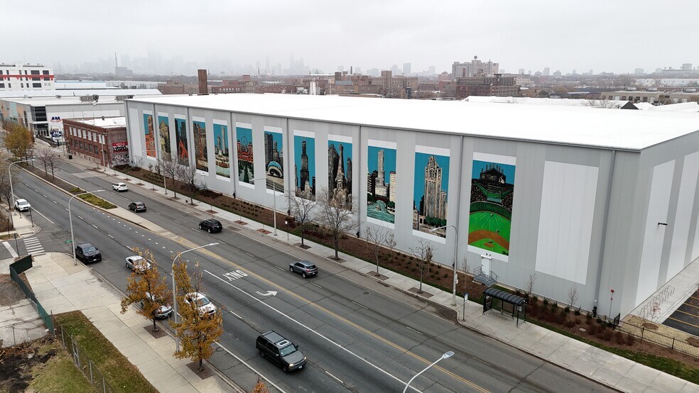 3815 S Ashland Ave, Chicago, IL à louer - Photo de l’immeuble – Image 3 sur 4