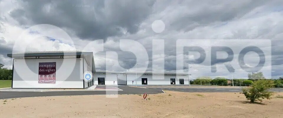 Local commercial dans Boisseuil à louer Photo de l’immeuble– Image 1 sur 5