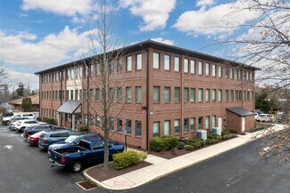 Plus de détails pour 370 E Maple Ave, Langhorne, PA - Bureau à louer