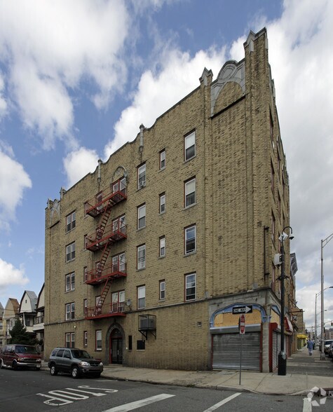 190-192 Van Nostrand Ave, Jersey City, NJ à vendre - Photo principale – Image 1 sur 3