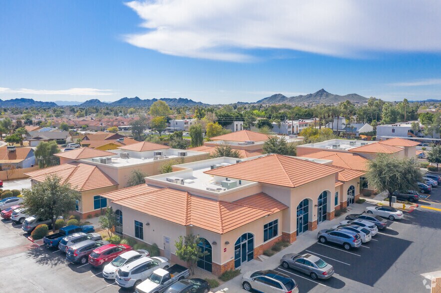15255 N 40th St, Phoenix, AZ à louer - Photo de l’immeuble – Image 2 sur 3