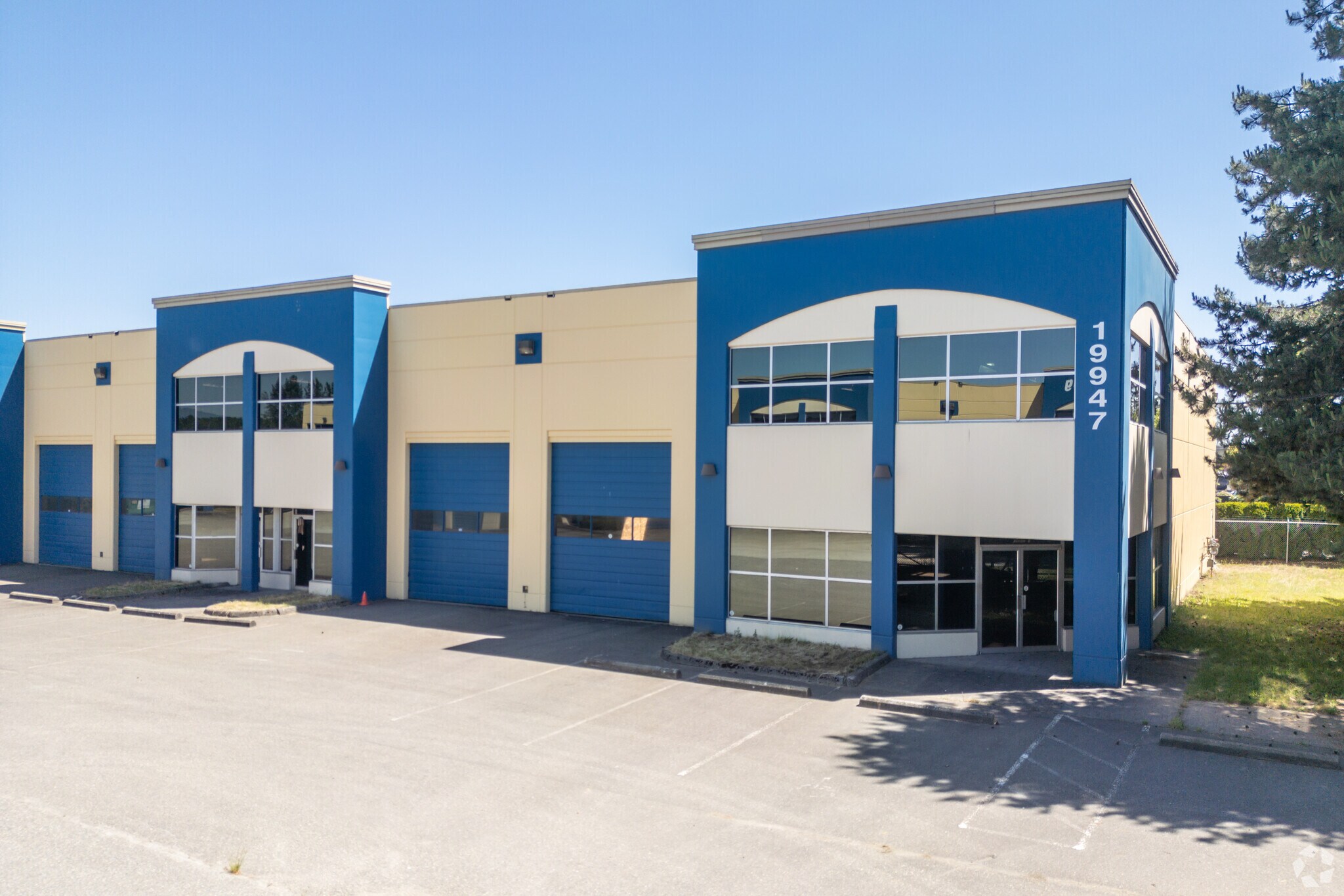 19947 101 Ave, Langley Twp, BC à louer Photo de l’immeuble– Image 1 sur 5