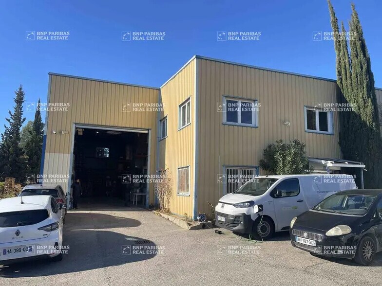 Industriel/Logistique dans Velaux à louer - Photo de l’immeuble – Image 3 sur 12