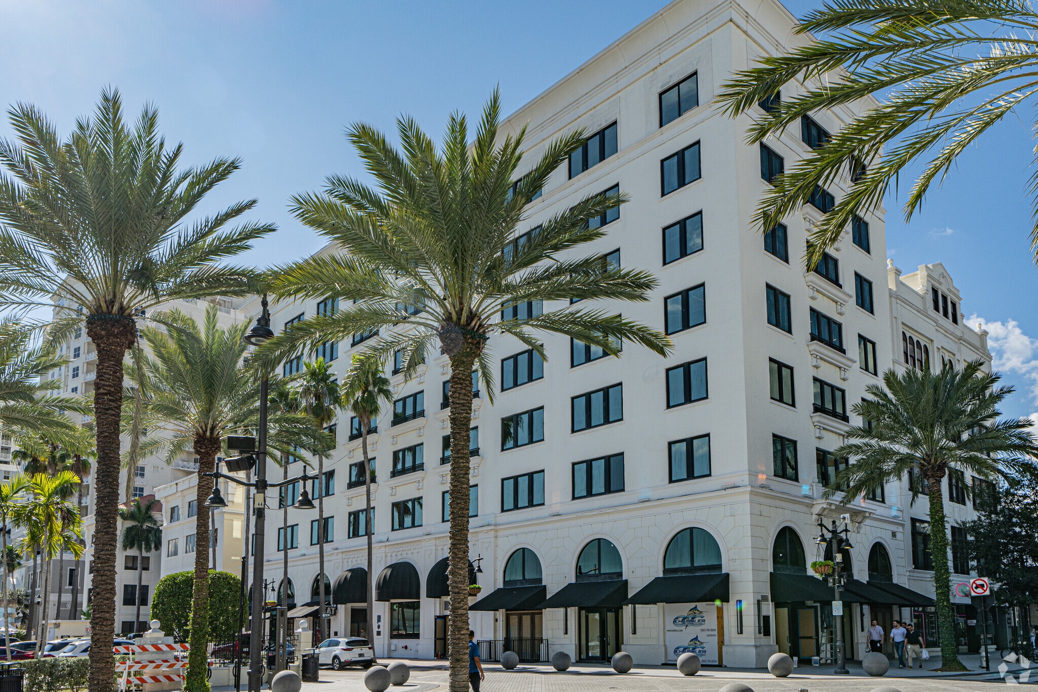 105 S Narcissus Ave, West Palm Beach, FL à louer Photo principale– Image 1 sur 4