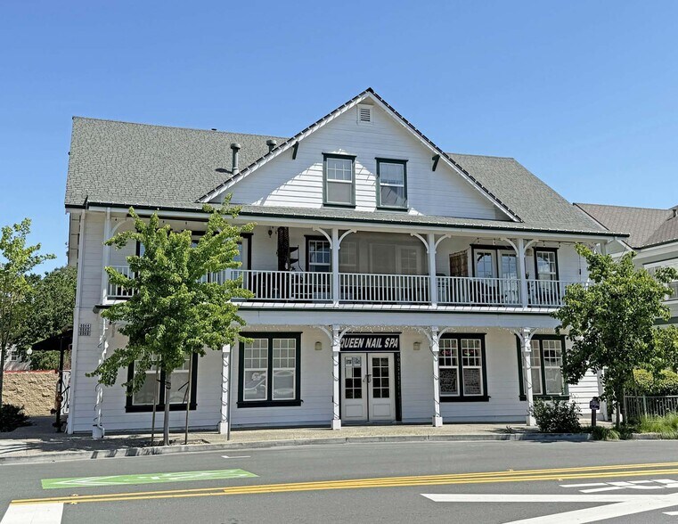 9030 Windsor Rd, Windsor, CA à vendre - Photo principale – Image 1 sur 1
