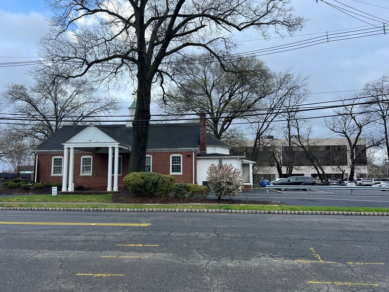 175 Morris Ave, Springfield, NJ à louer - Photo de l’immeuble – Image 2 sur 4
