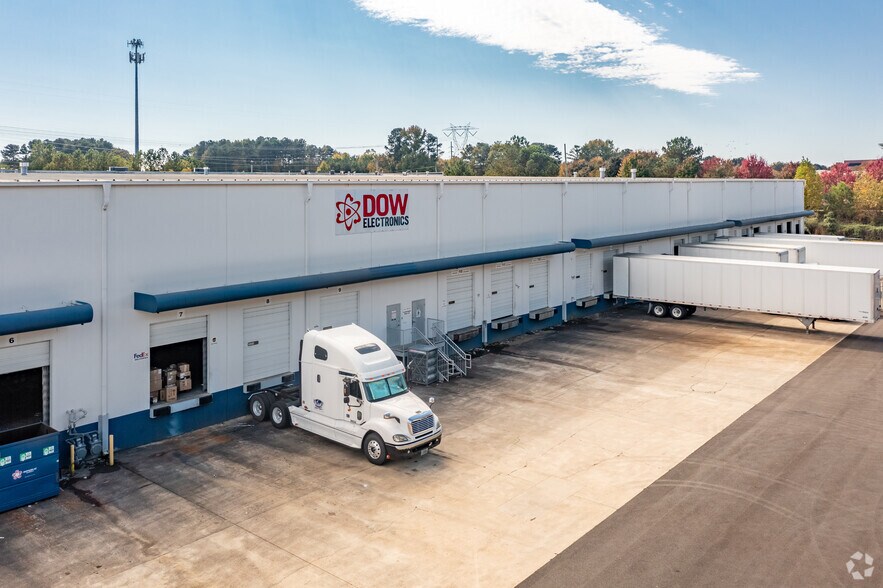 1685 Boggs Rd, Duluth, GA à louer - Photo de l’immeuble – Image 3 sur 5