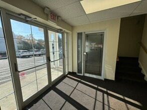 815 Greenwood Ave, Jenkintown, PA à louer Photo intérieure– Image 2 sur 13