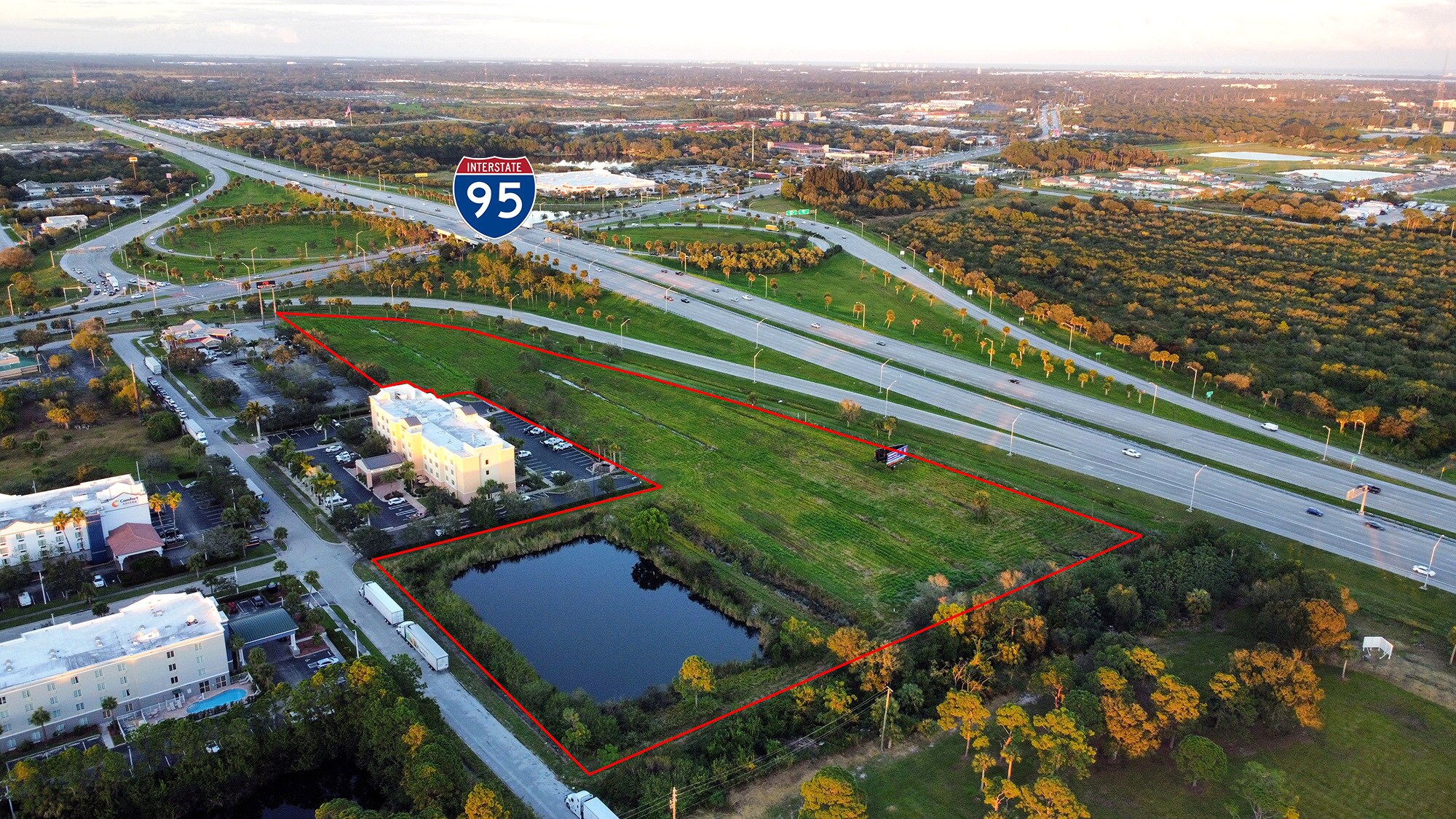 6201 Metal Dr, Fort Pierce, FL à vendre Photo principale– Image 1 sur 3