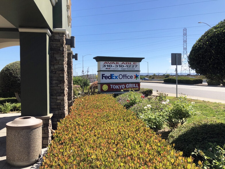 20820 Avalon Blvd, Carson, CA à louer - Photo de l’immeuble – Image 2 sur 16