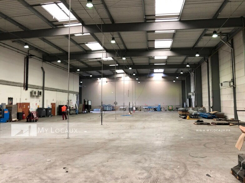 Industriel/Logistique dans Gennevilliers à louer - Photo de l’immeuble – Image 2 sur 8