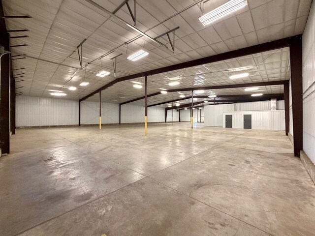 152 9th ave, Broken Bow, NE à louer - Photo de l’immeuble – Image 2 sur 8