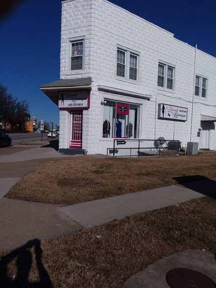 6401-6405 Belair Rd, Baltimore, MD à louer - Photo principale – Image 1 sur 2