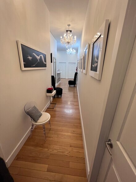 10-11 49th Ave, Long Island City, NY à vendre - Photo de l’immeuble – Image 3 sur 30