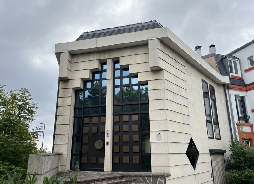 162 Boulevard Du Maréchal De Lattre De Tassigny, Suresnes à louer - Photo principale – Image 1 sur 7