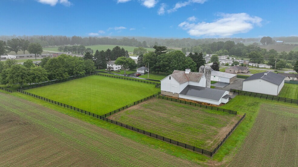 24893 US-62, Alliance, OH à vendre - Photo de l’immeuble – Image 3 sur 23