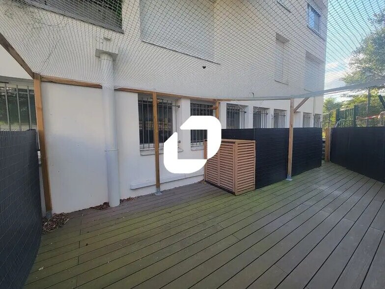 Bureau dans Orsay à louer - Photo de l’immeuble – Image 1 sur 12