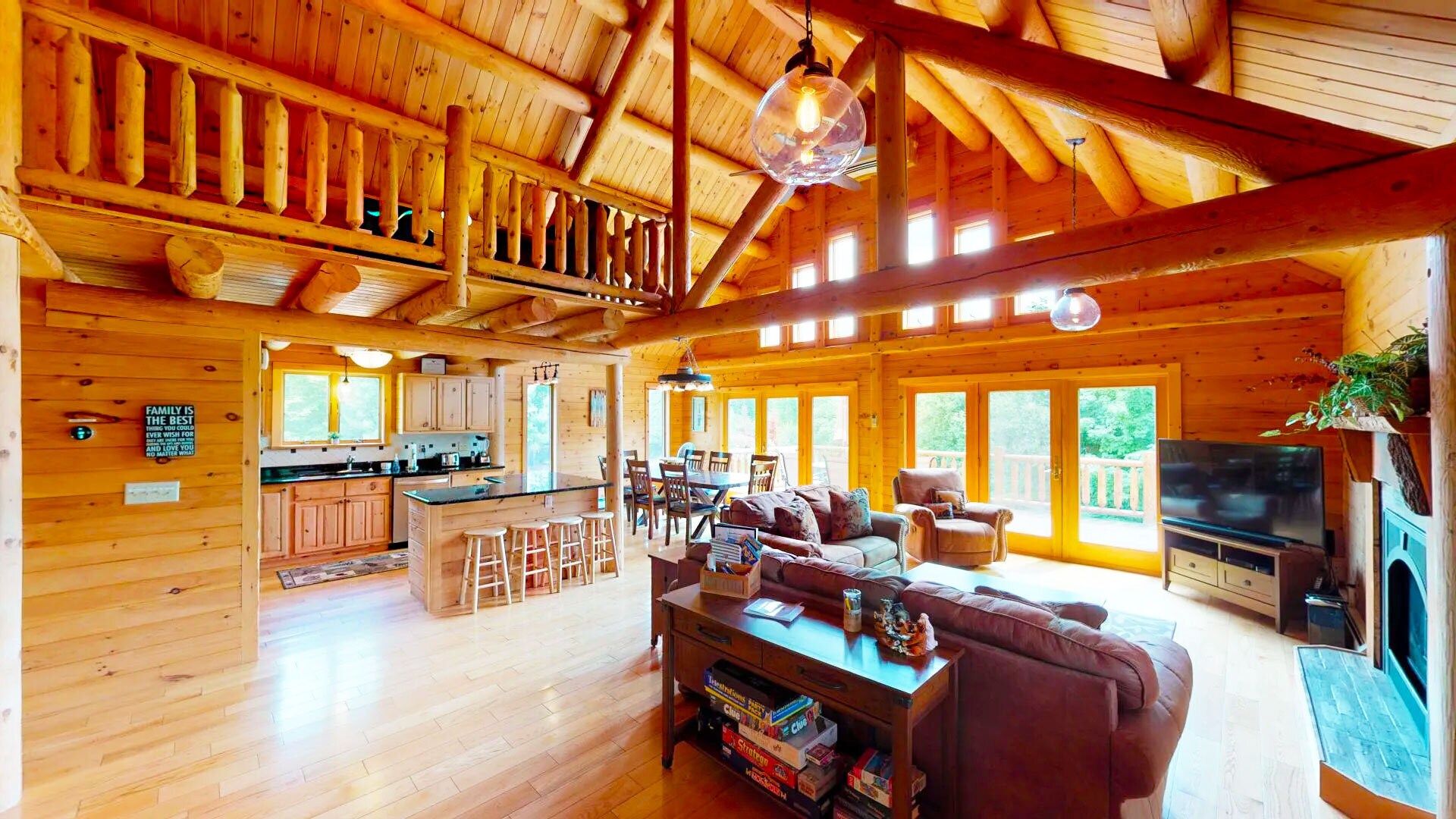 90 Mountain Meadows Way, Upper Jay, NY à vendre Photo intérieure– Image 1 sur 3